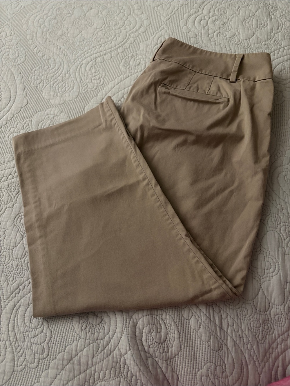 LOFT Curvy Capris in Neutral Taupe